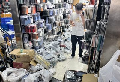 见证苹果华为厮杀的华强北 风口之下，何处是归途？